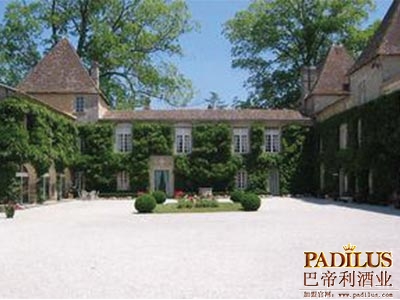 卡尔邦女酒庄（Chateau Carbonnieux）